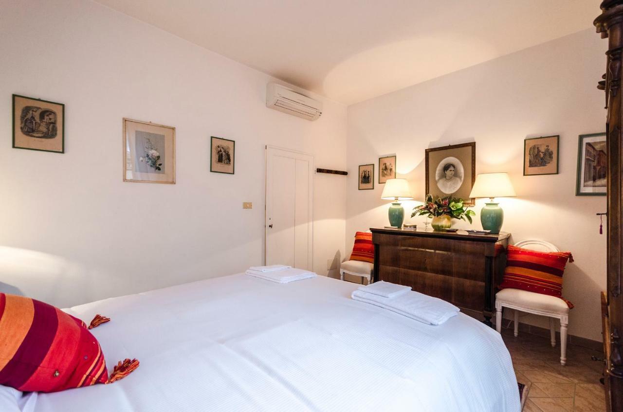 Lupari Apartment, Palazzo Storico Sotto Le Due Torri Boloňa Exteriér fotografie
