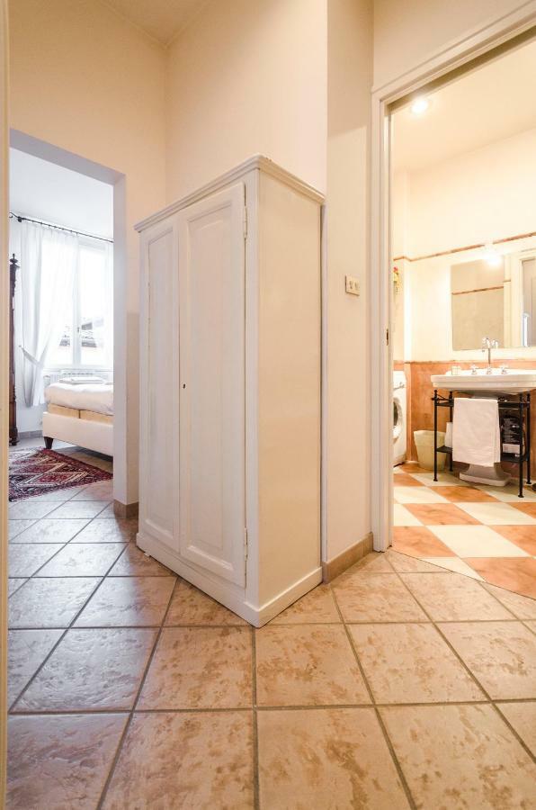 Lupari Apartment, Palazzo Storico Sotto Le Due Torri Boloňa Exteriér fotografie